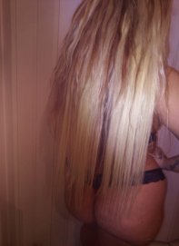 Αννουλα27, Η καλύτερη πίπα της Αθήνας 10€.